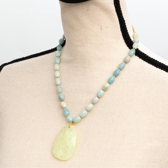 Seafoam jade green color beaded necklace large faceted stone pendant by George - Picture 5 of 13